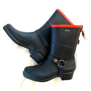 AIGLE Miss Julie Navy/Red Mid-Calf Rain Boots